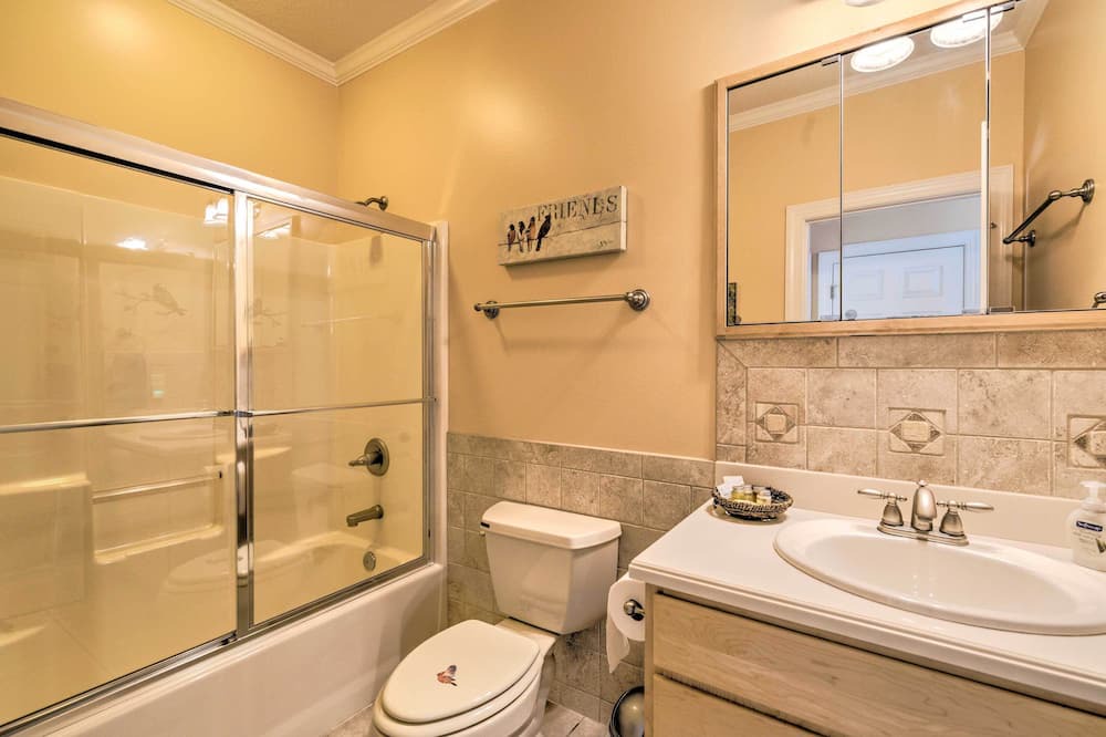Photo of Bathroom in Bell