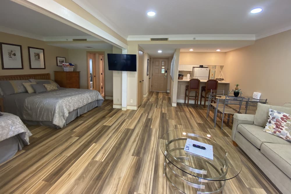 Photo of Bedroom in Palm Harbor