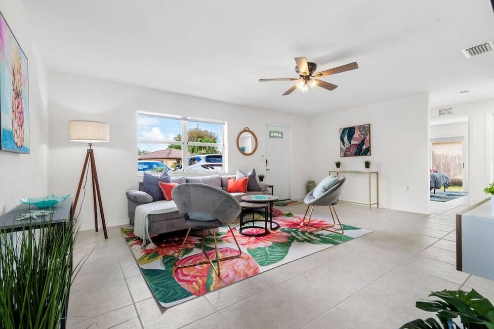 Photo of Livingroom in Princeton