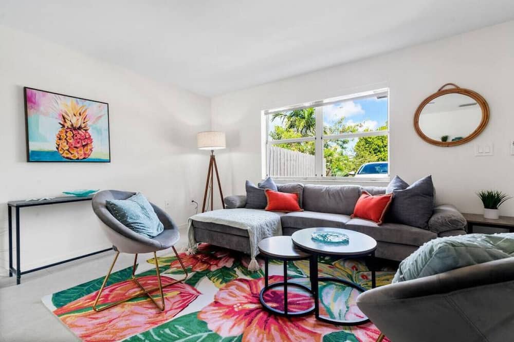 Photo of Livingroom in Princeton