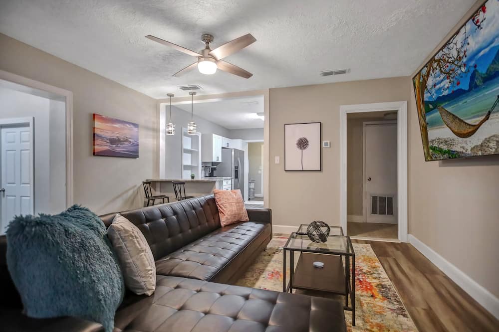Photo of Livingroom in Riverside