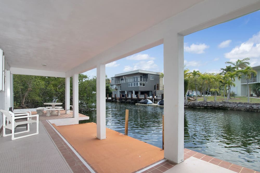 Photo of Outdoor in Indian Waterways