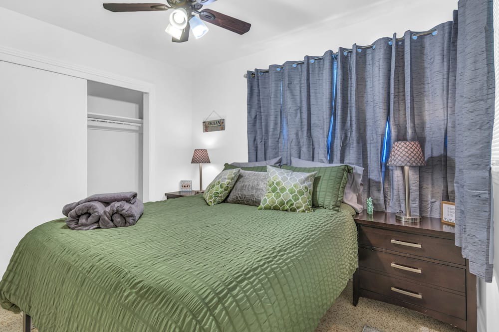 Photo of Bedroom in Downtown