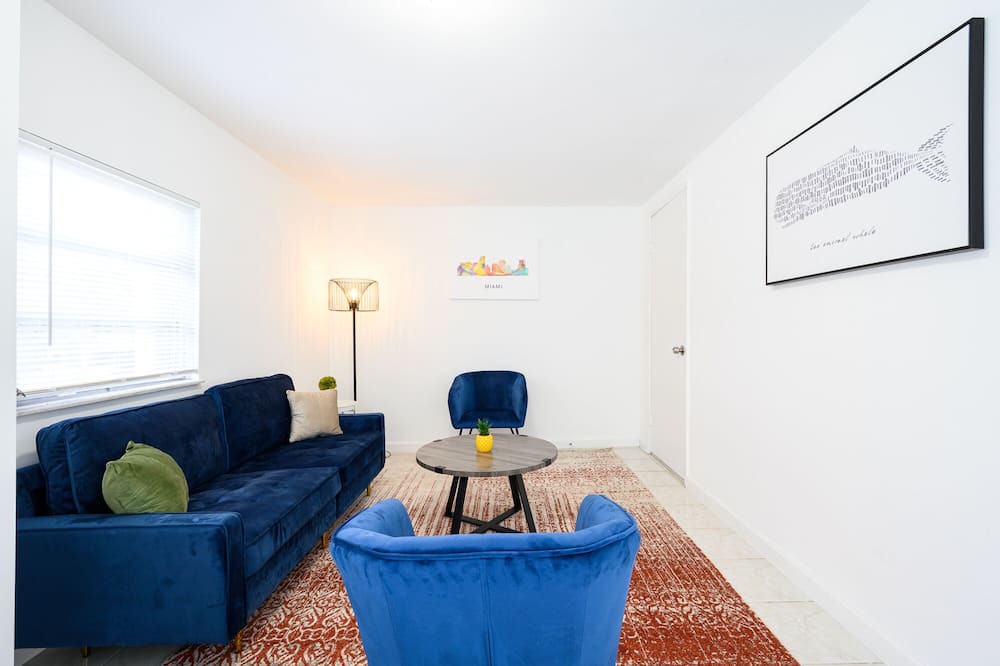 Photo of Livingroom in West Hollywood