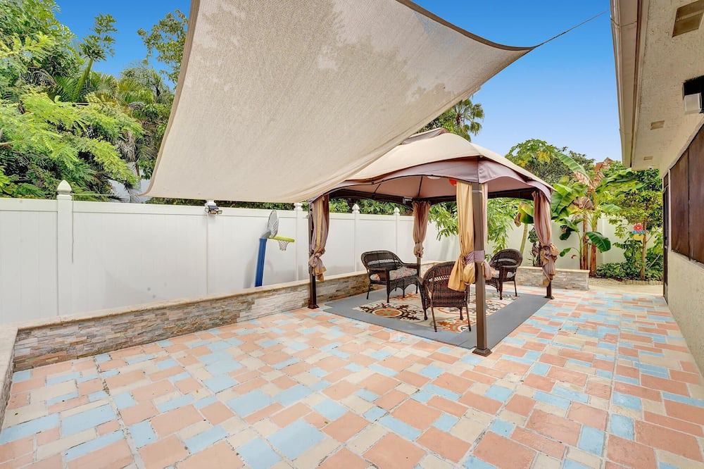 Photo of Patio Balcony in Lauderhill