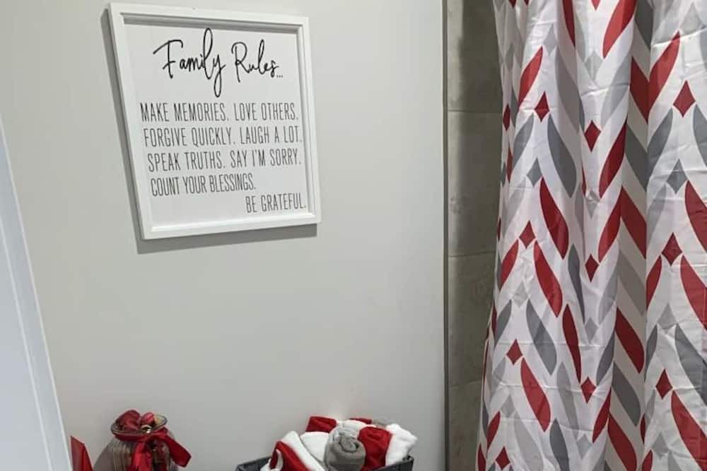 Photo of Bathroom in Arlington