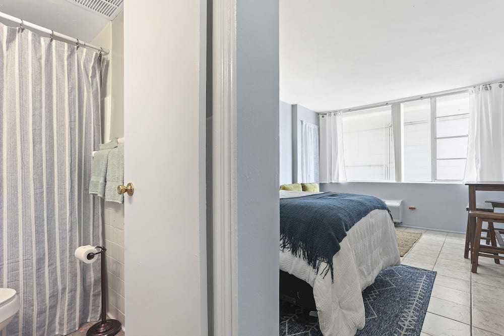 Photo of Bedroom in Bostwick Park