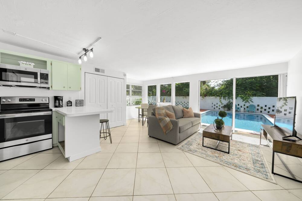 Photo of Bedroom in Tarpon River