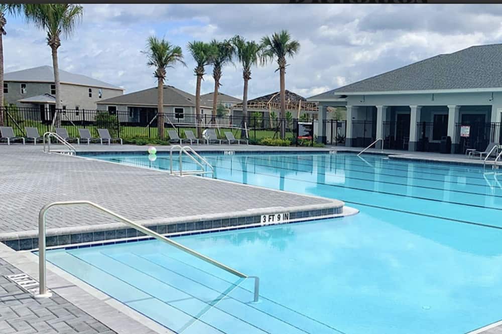 Photo of Outdoor in Wesley Chapel