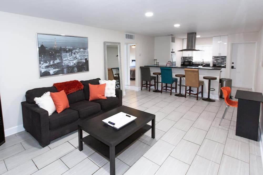 Photo of Livingroom in SoHo