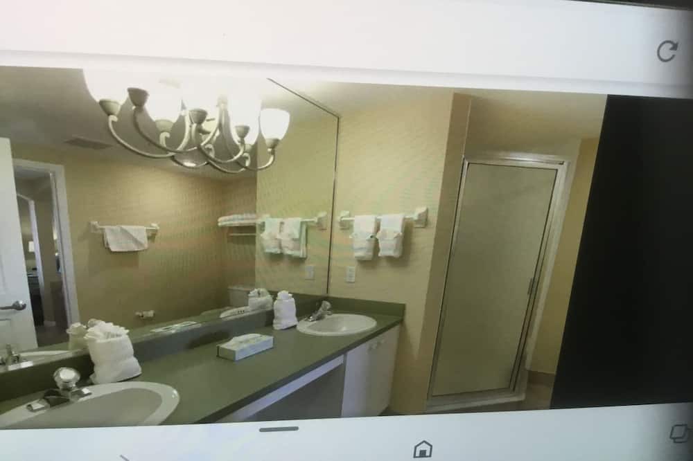 Photo of Bathroom in Weston