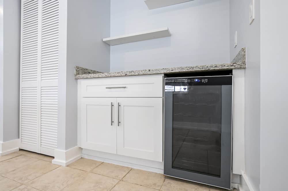 Photo of Kitchen in Poinsettia Heights