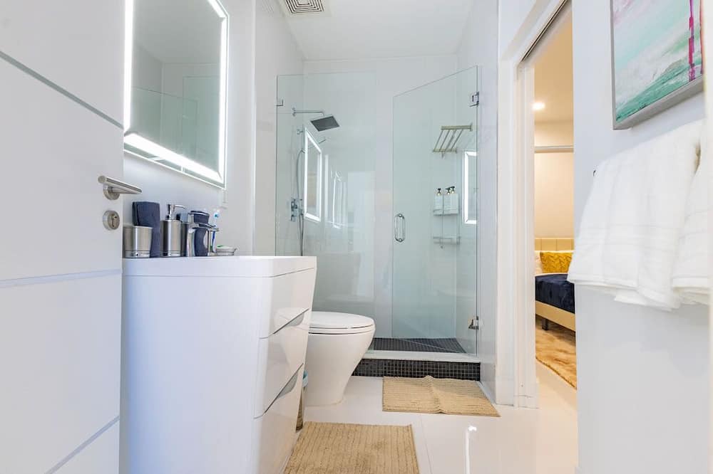 Photo of Bathroom in South Lake