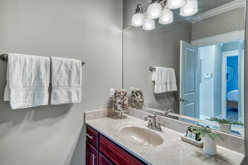 Photo of Bathroom in Seacrest Beach