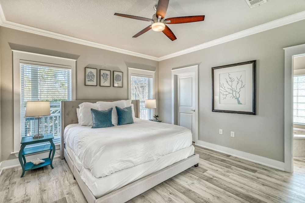 Photo of Bedroom in Seacrest Beach