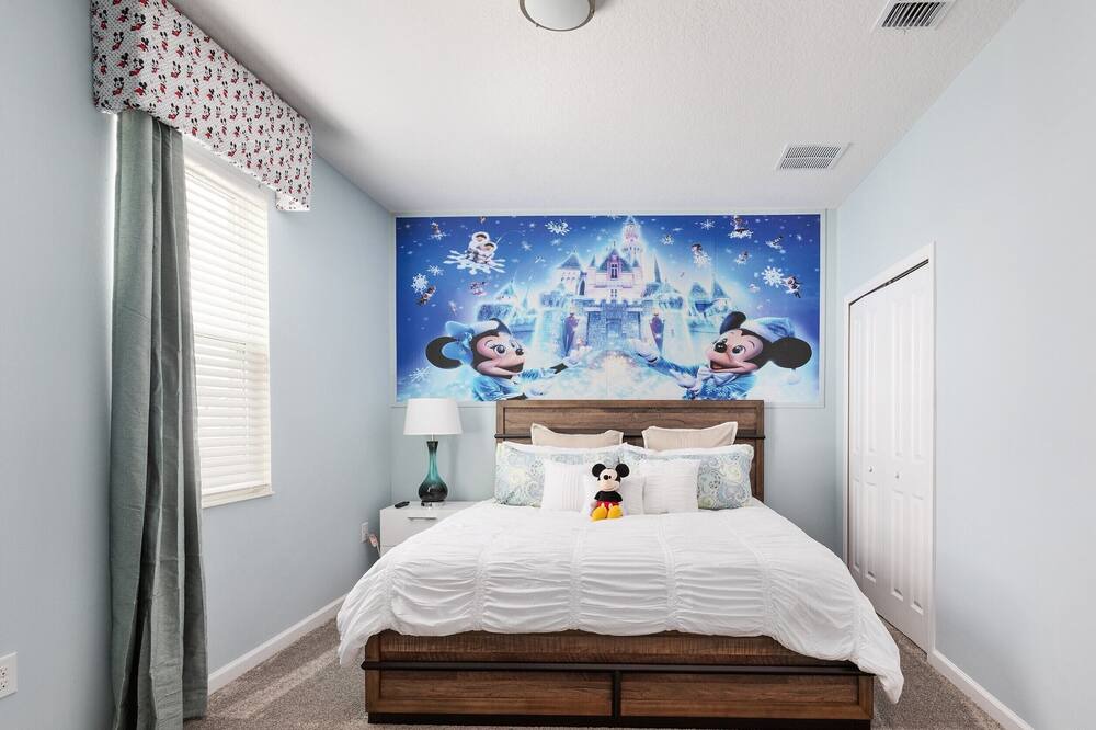 Photo of Bedroom in Four Corners