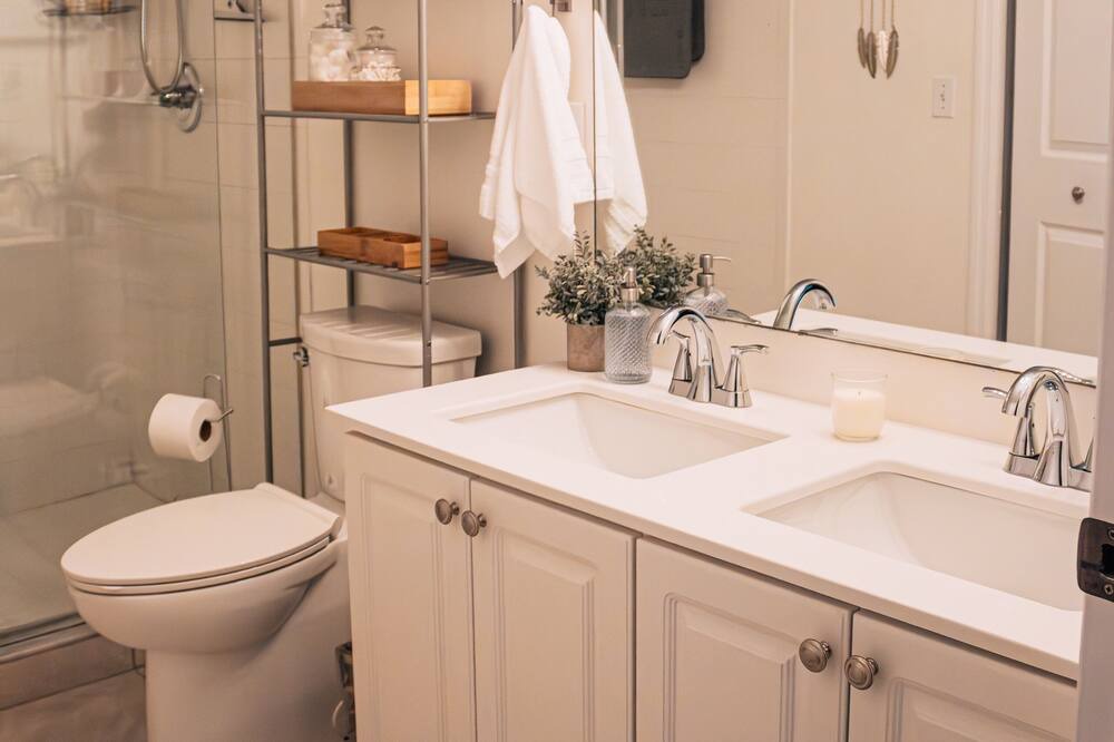 Photo of Bathroom in Ole