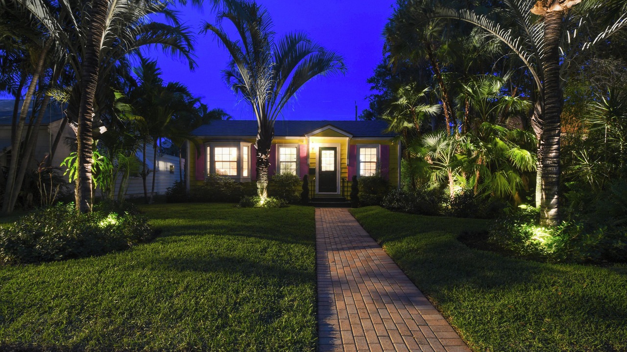 Photo of Outdoor in Parrot Cove