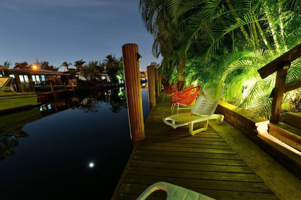 Photo of Patio Balcony in Nautilus Isle