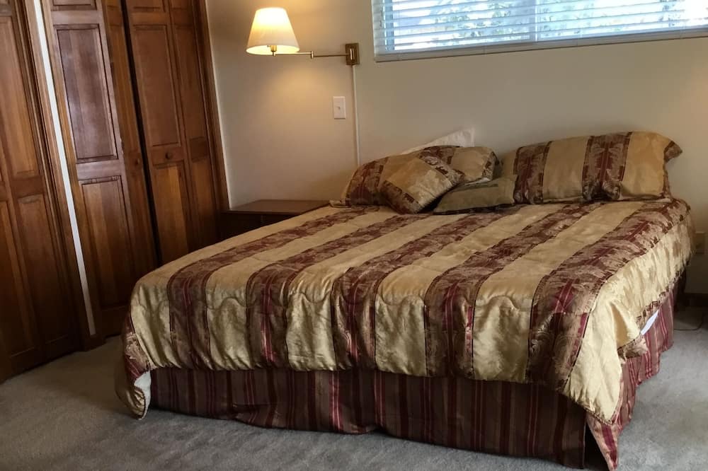 Photo of Bedroom in Keystone Heights