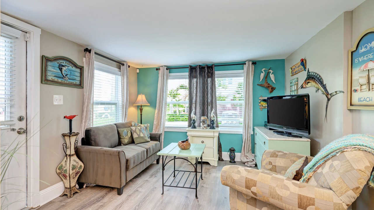 Photo of Livingroom in Bradenton Beach