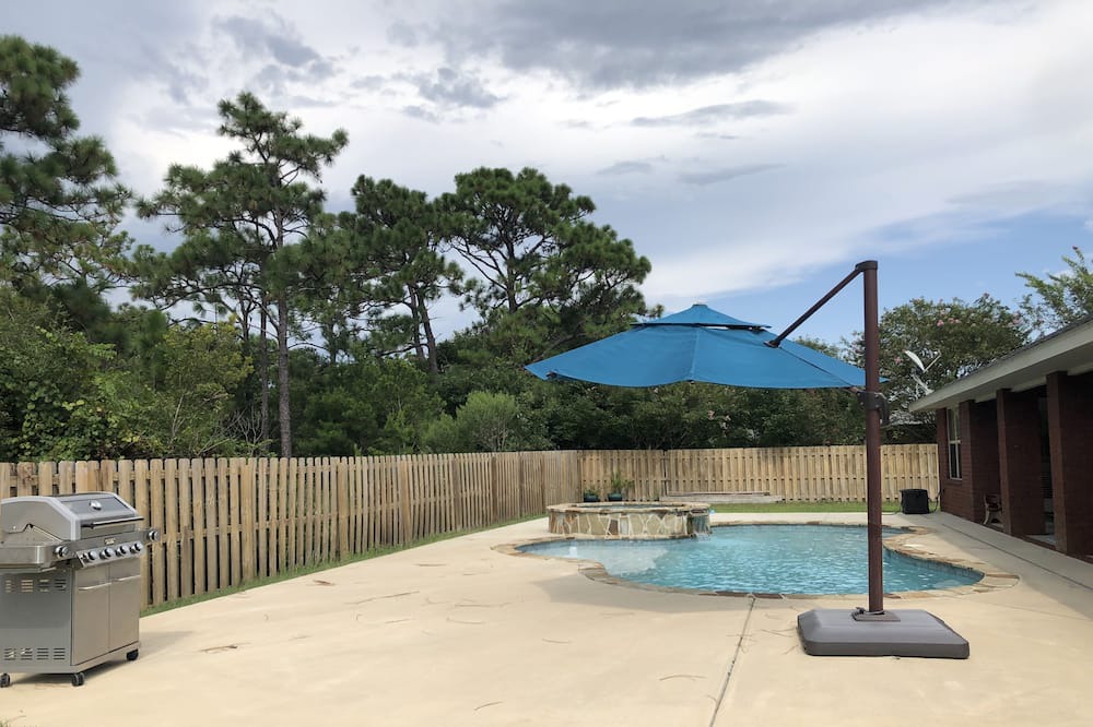 Photo of Outdoor in Gulf Breeze