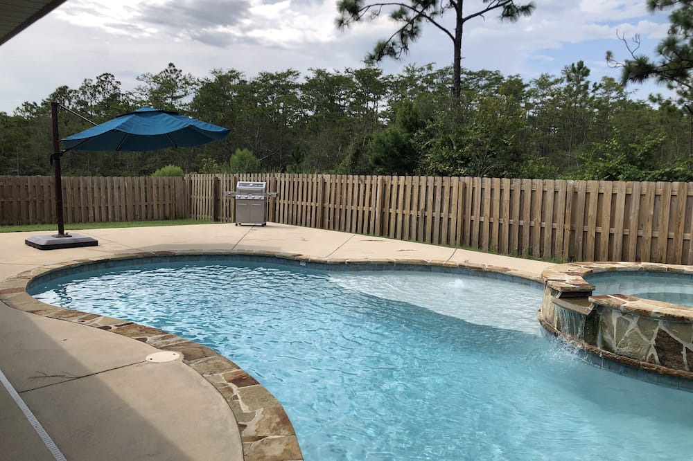 Photo of Outdoor in Gulf Breeze