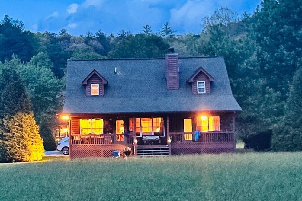 Photo of Outdoor in Hiawassee