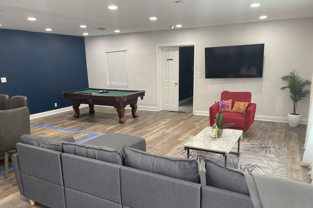 Photo of Livingroom in South Lake