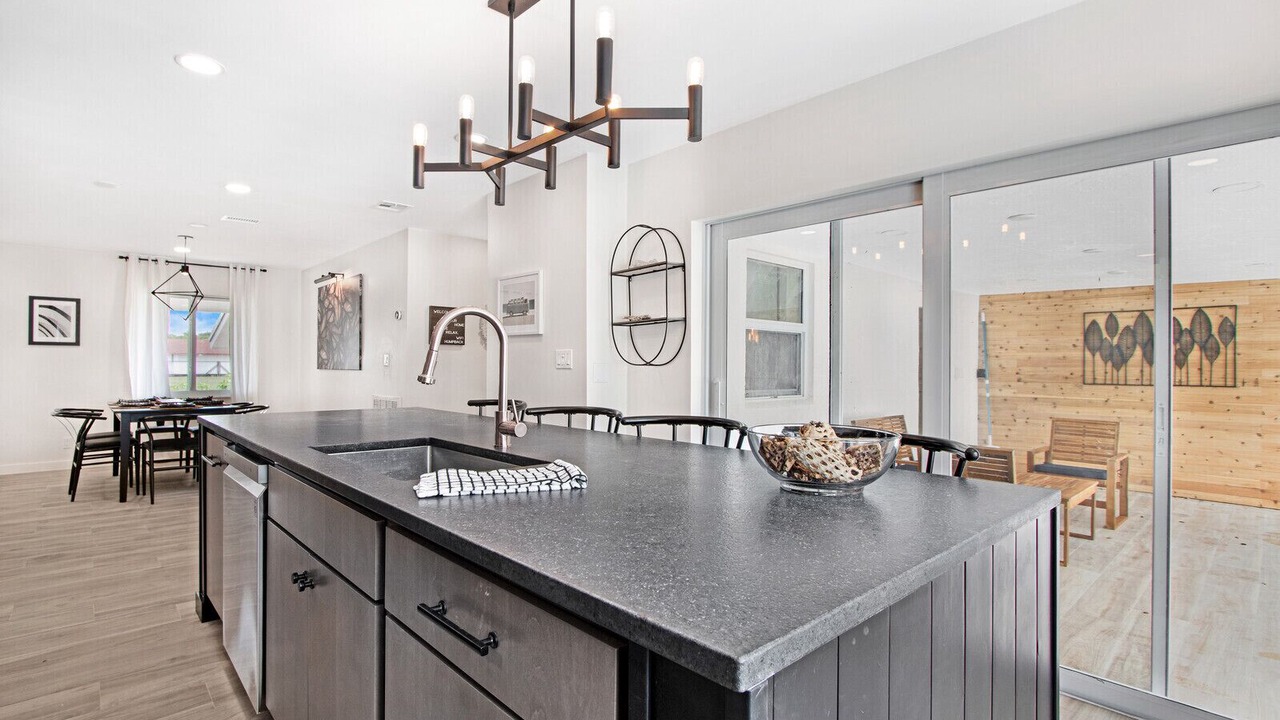 Photo of Kitchen in Tropic Palms
