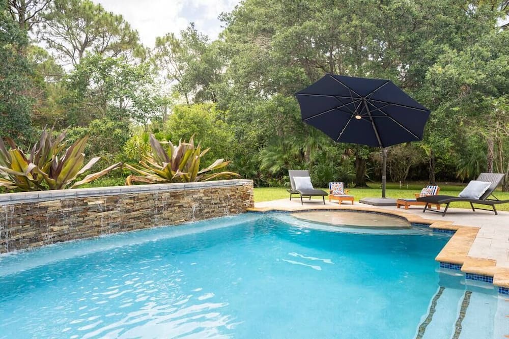 Photo of Others in Palm Beach Country Estates