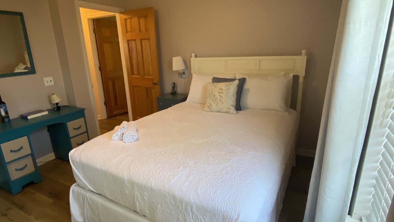 Photo of Bedroom in Panacea