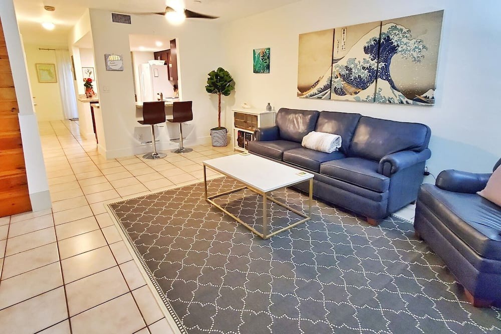 Photo of Livingroom in Royal Poinciana