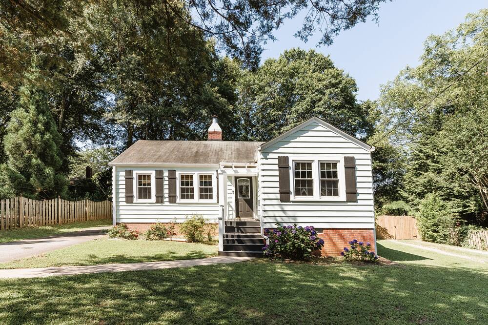 Photo of Outdoor in Greenville