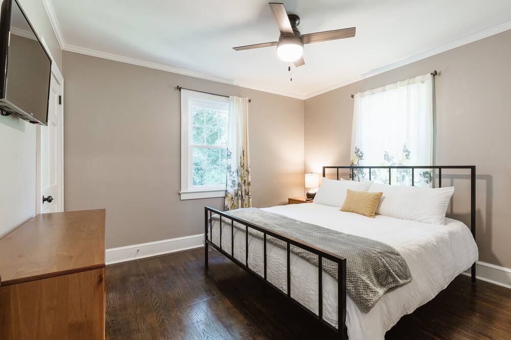 Photo of Bedroom in Greenville