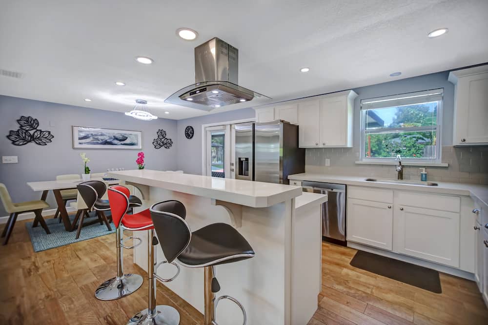Photo of Kitchen in Neptune Beach