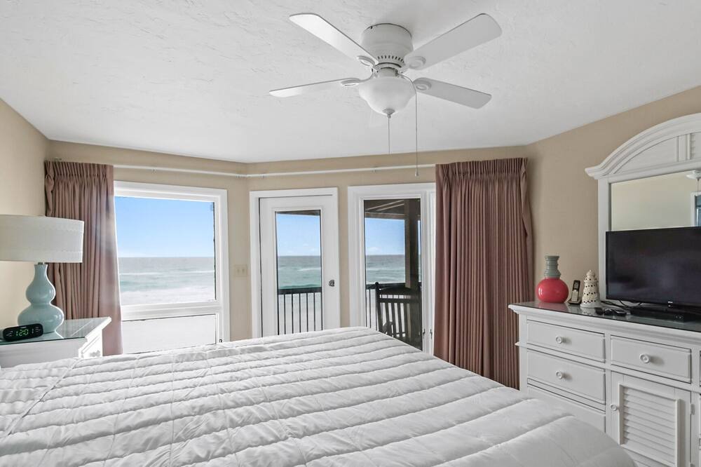 Photo of Others in Crystal Beach