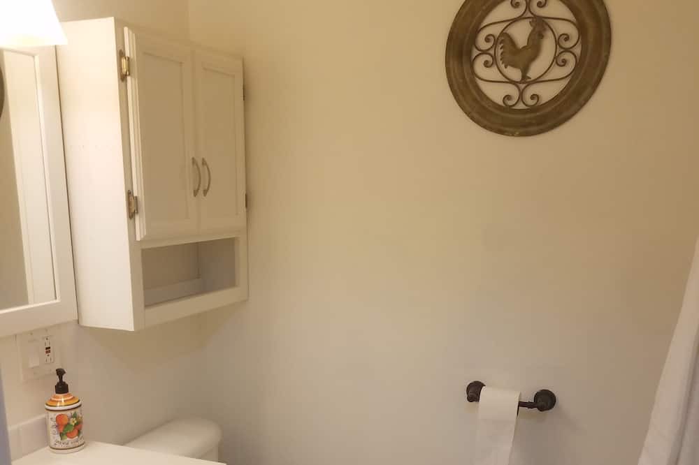 Photo of Bathroom in Greenacres
