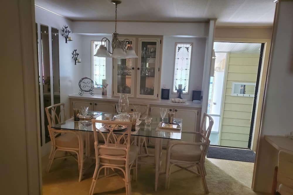 Photo of Kitchen in Jacarandas