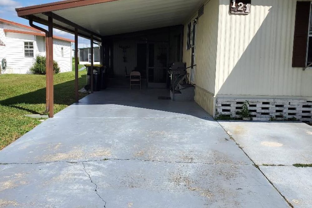 Photo of Outdoor in Auburndale