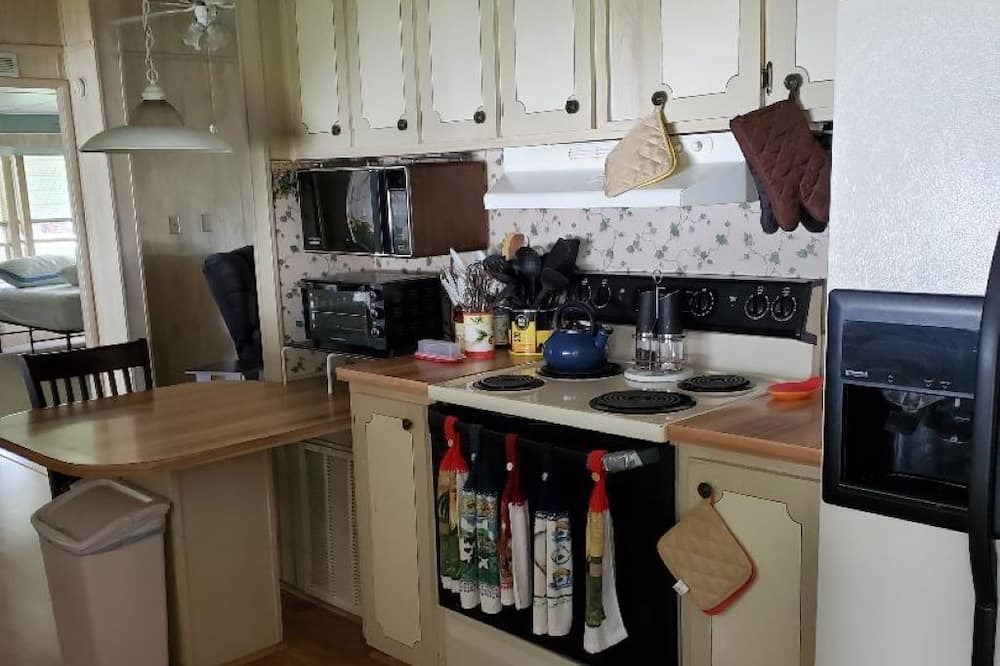 Photo of Kitchen in Auburndale