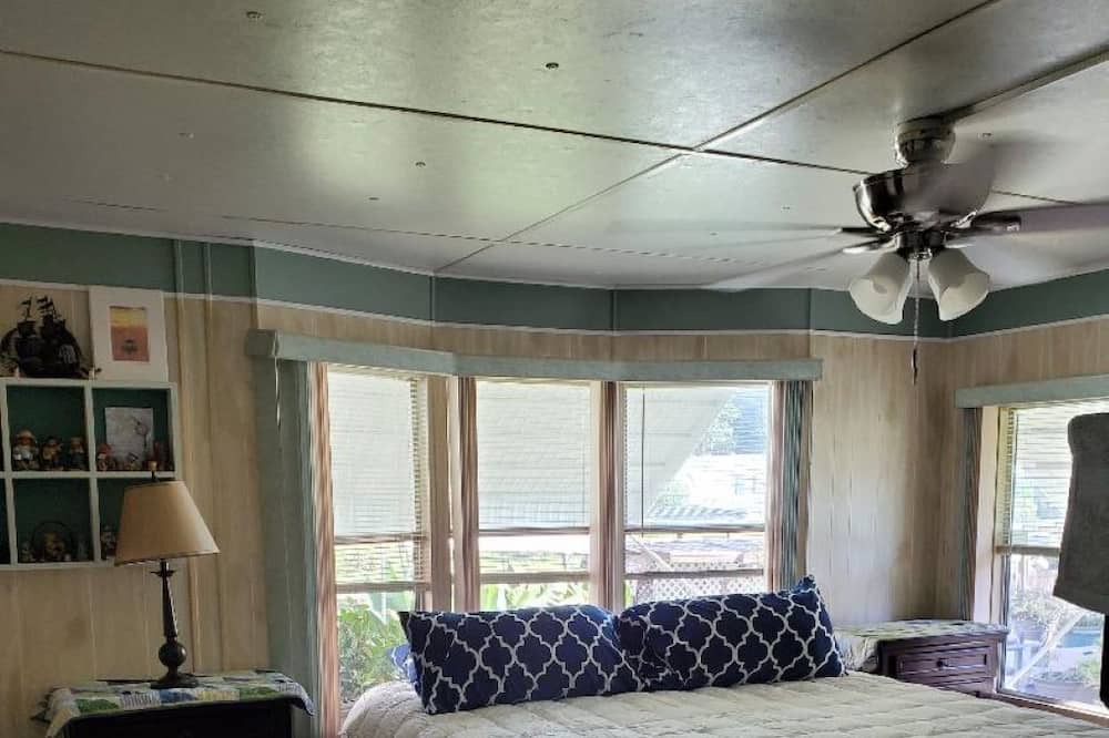 Photo of Bedroom in Auburndale