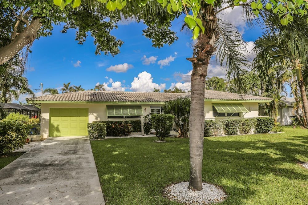 Photo of Outdoor in Mid Island