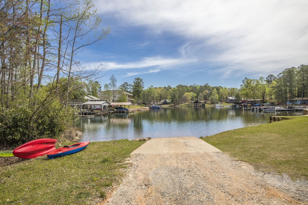 Photo of Others in Tallassee