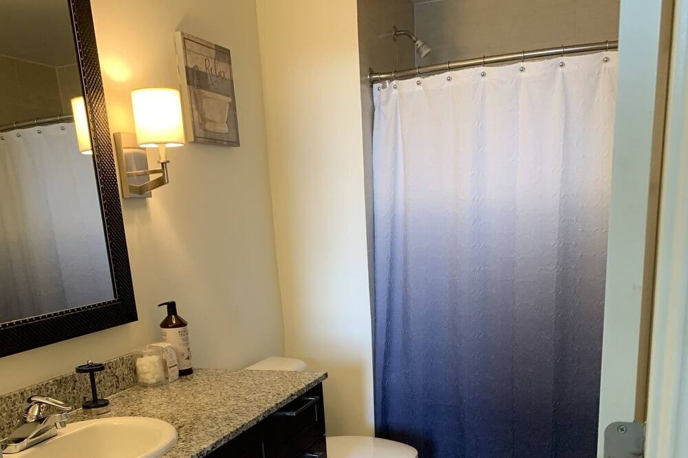 Photo of Bathroom in Pembroke Pines