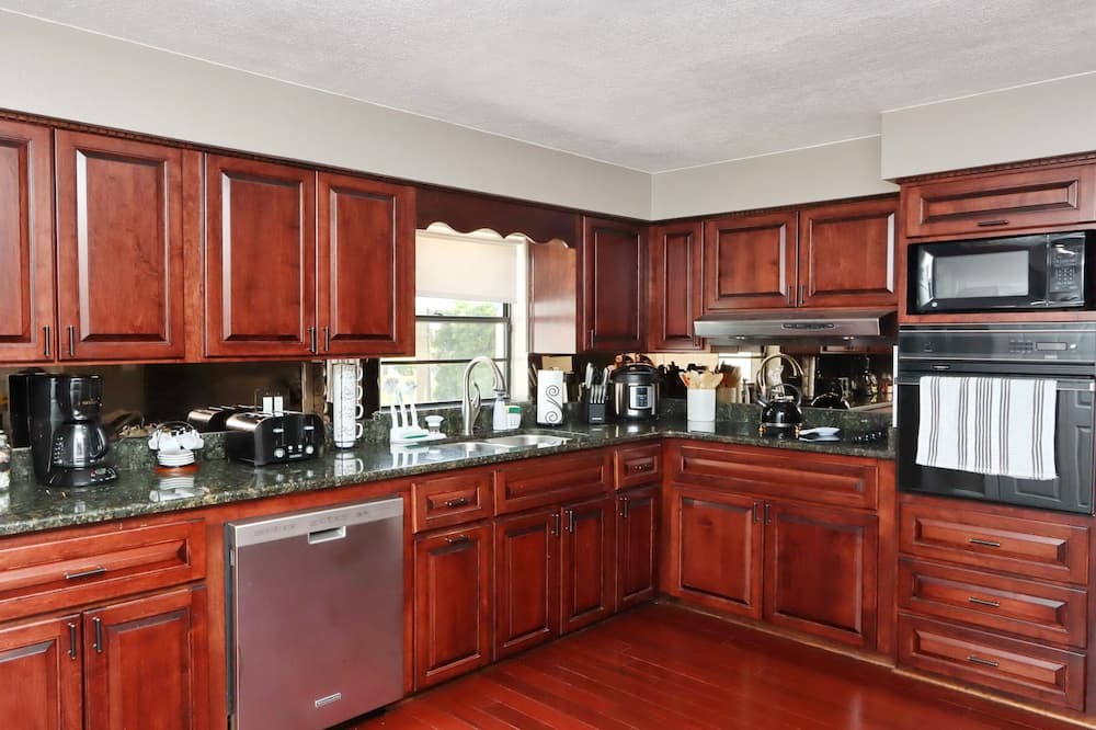 Photo of Kitchen in Egypt Lake-Leto