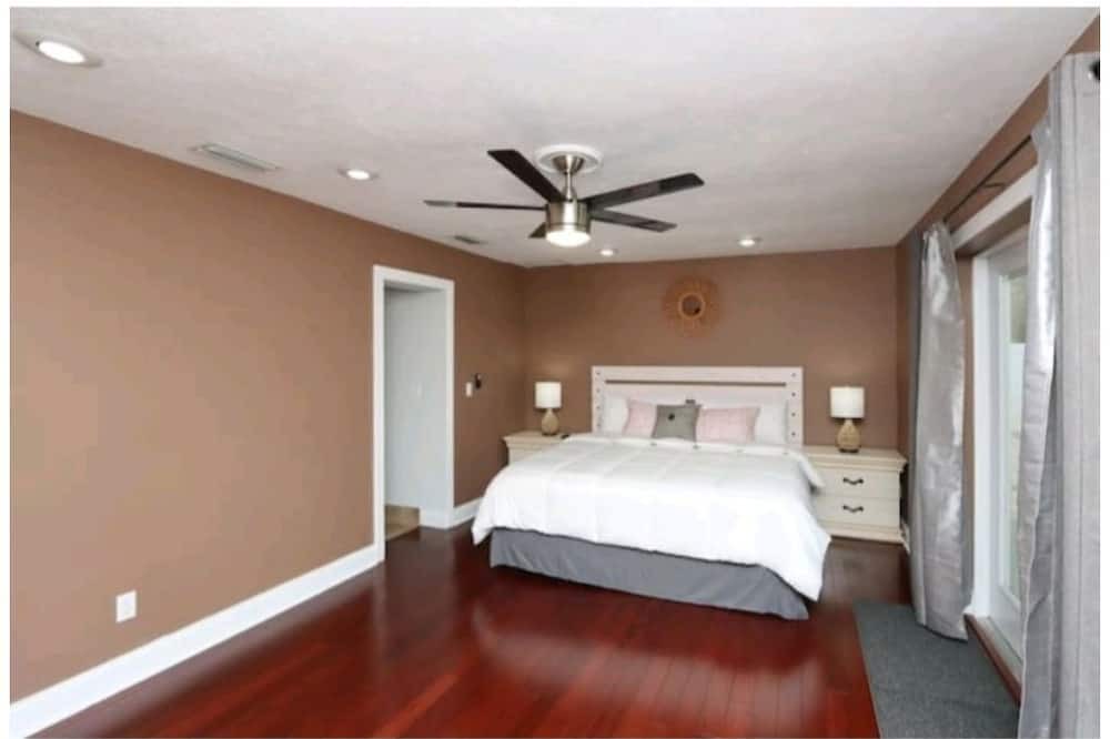 Photo of Bedroom in Egypt Lake-Leto