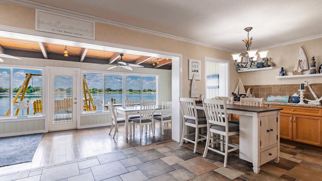 Photo of Kitchen in Avon Park