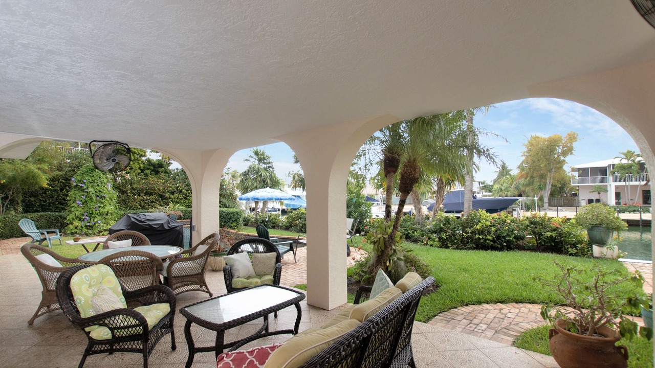 Photo of Patio Balcony in Venetian Shores
