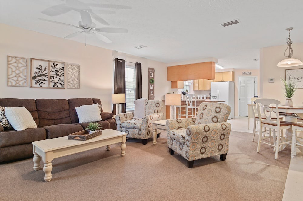 Photo of Livingroom in Callaway
